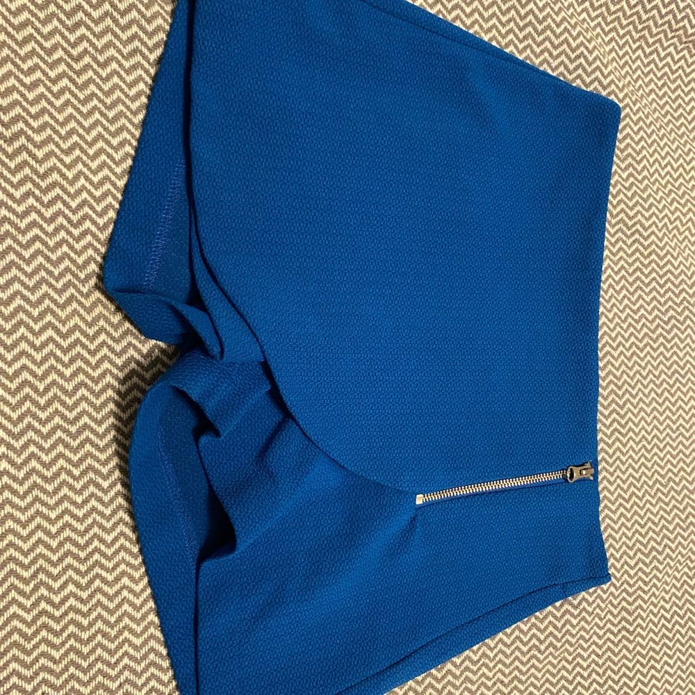 Blue skirt/ short